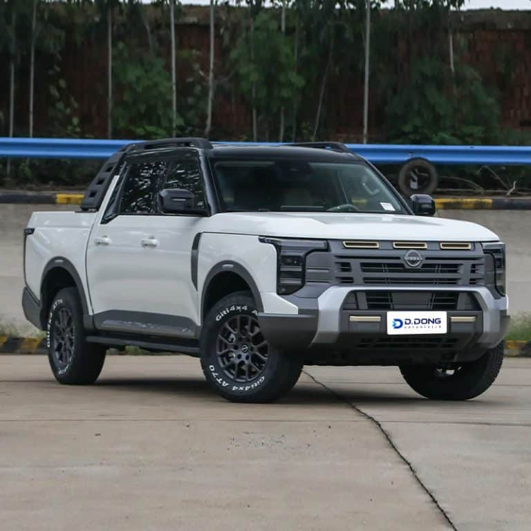 2026 Nissan Frontier Pro Gasoline/Diesel/Plug-in Hybrid Mid-size Pickup right front