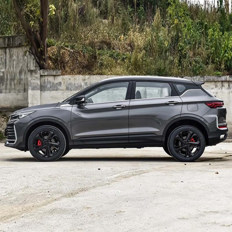 Geely Coolray L side