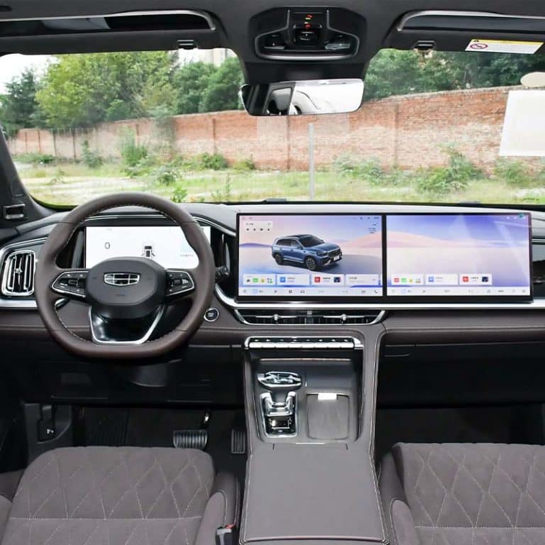 Geely Monjaro interior