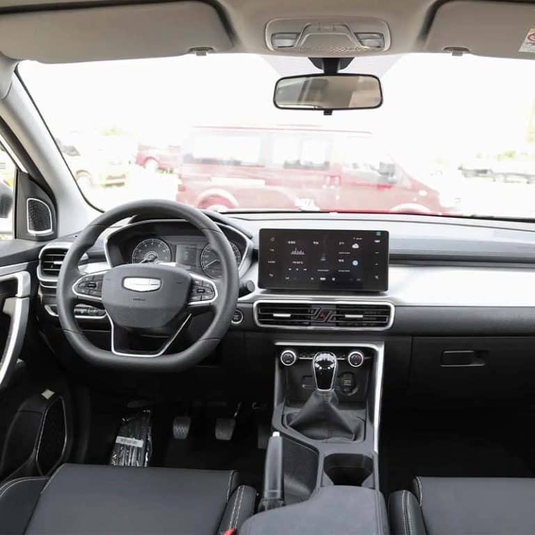 Geely Coolray interior