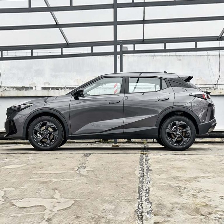 GAC Trumpchi GS3 side