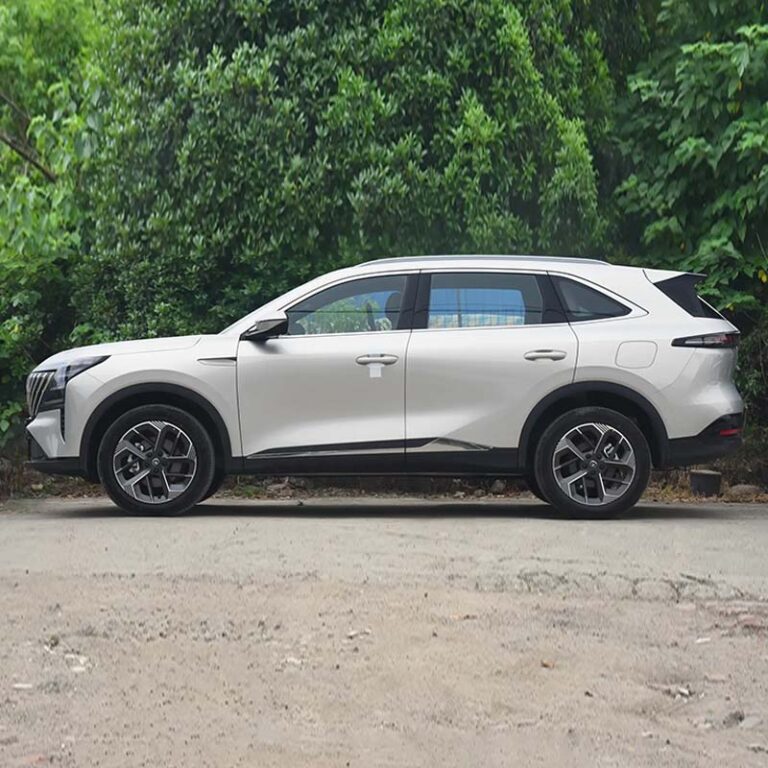 Changan CS75 PLUS side