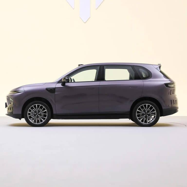 Leapmotor B10 side