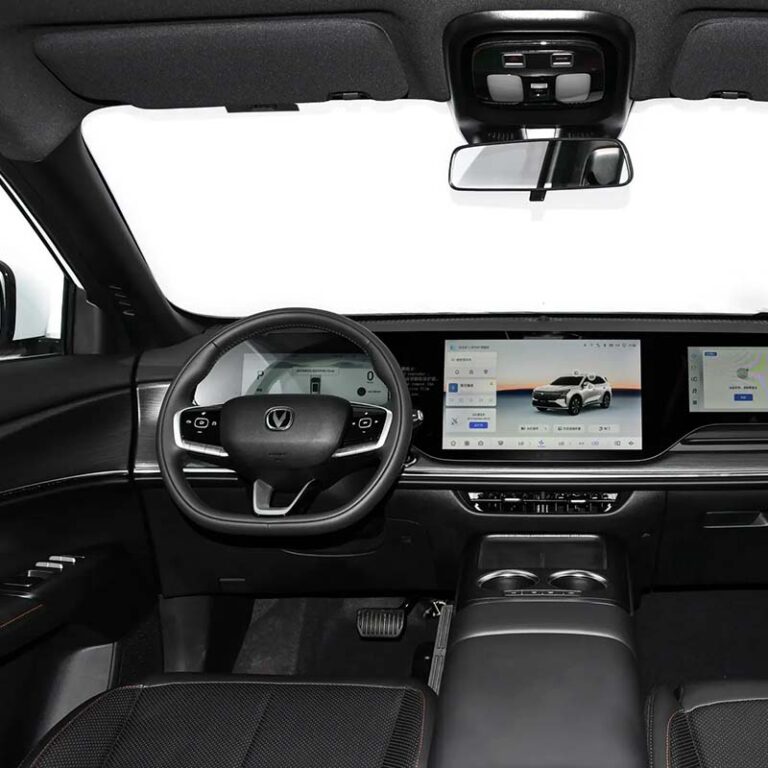 Changan CS75 PLUS interior