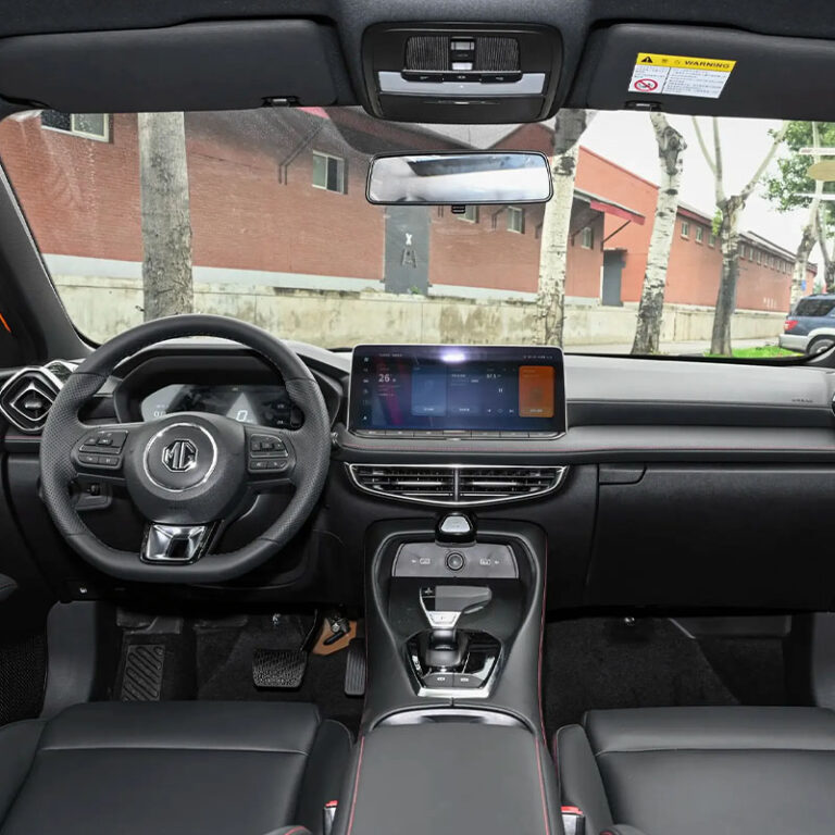 MG5 interior