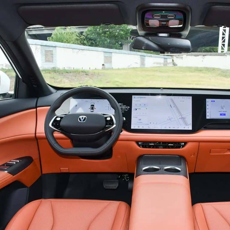 Changan CS75 PLUS interior